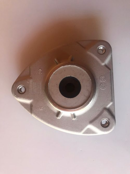 Cazoletas delanteras A200
