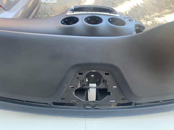 IMG-20250328-WA0045(2) Tablero con airbag copiloto Mercedes A200