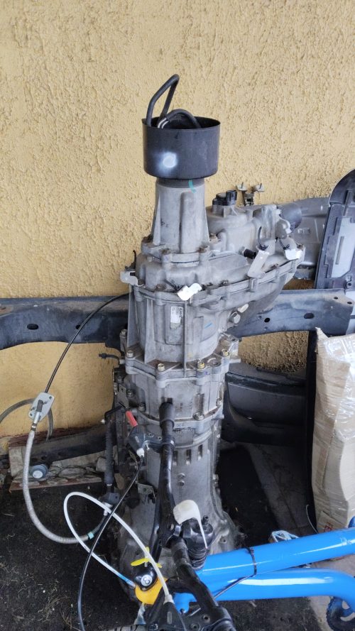 Caja de cambio automatica Nissan Np300 2021