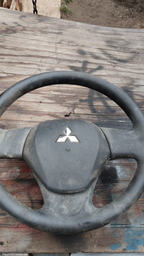Volante con tapa de airbag Mitsubishi New L200