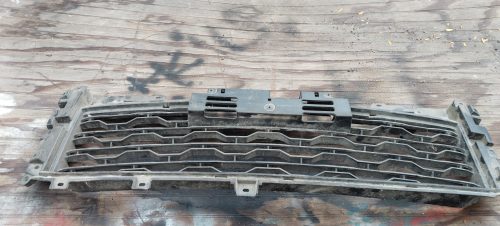 Rejilla central de parachoques de Mitsubishi New l200